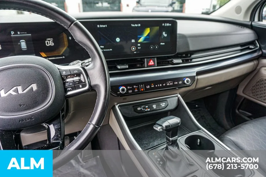 2025 Kia Carnival LXS - Photo 38