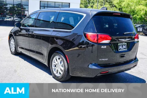 More photos of 2023 Chrysler Voyager LX at ALM Kennesaw, GA