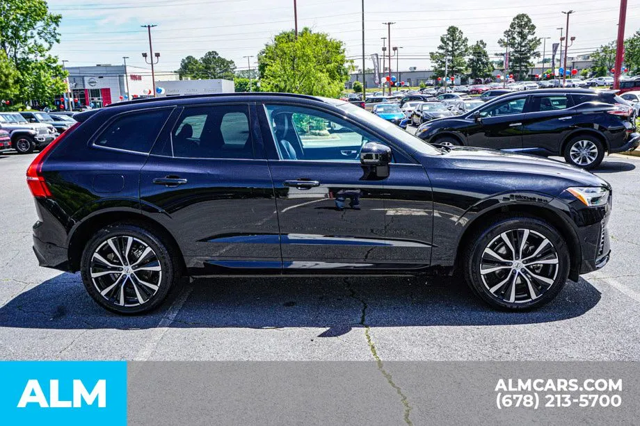 2024 Volvo XC60 Plus - Photo 9
