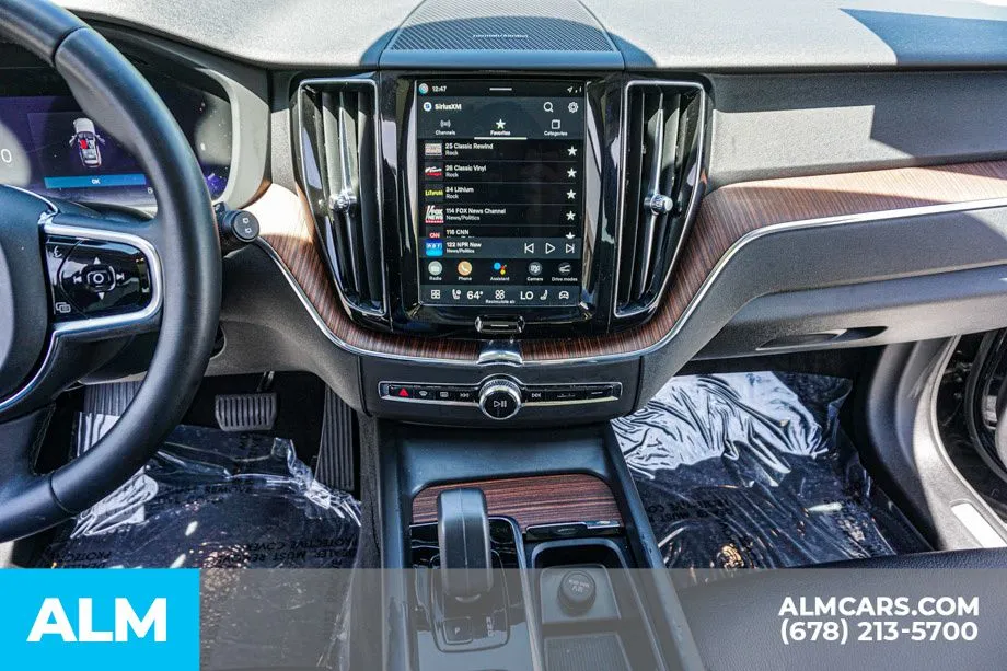 2024 Volvo XC60 Plus - Photo 41