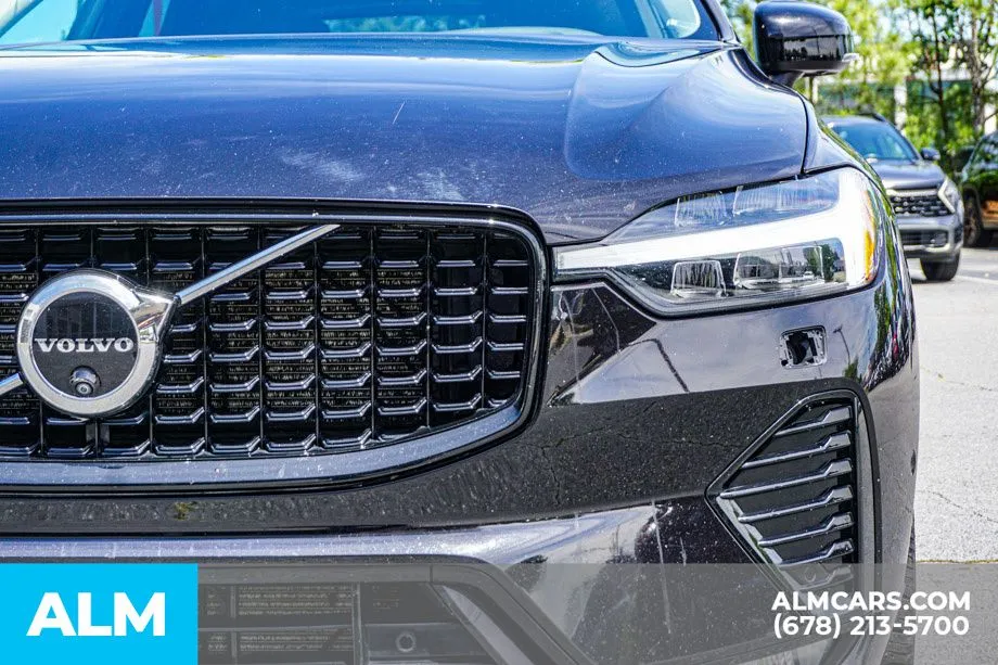 2024 Volvo XC60 Plus - Photo 12
