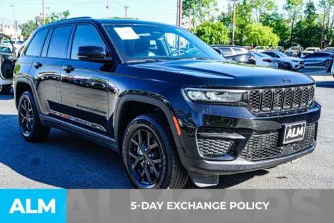 More photos of 2025 Jeep Grand Cherokee Altitude at ALM Kennesaw, GA