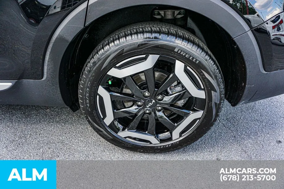 2025 Kia Telluride S - Photo 17