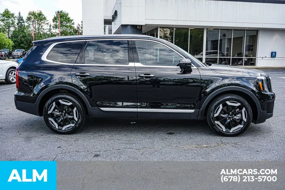 2025 Kia Telluride S - Photo 9