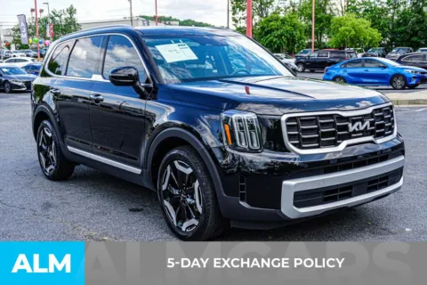More photos of 2025 Kia Telluride S at ALM Kennesaw, GA