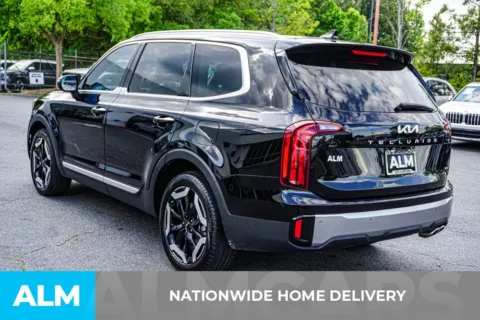 More photos of 2025 Kia Telluride S at ALM Kennesaw, GA