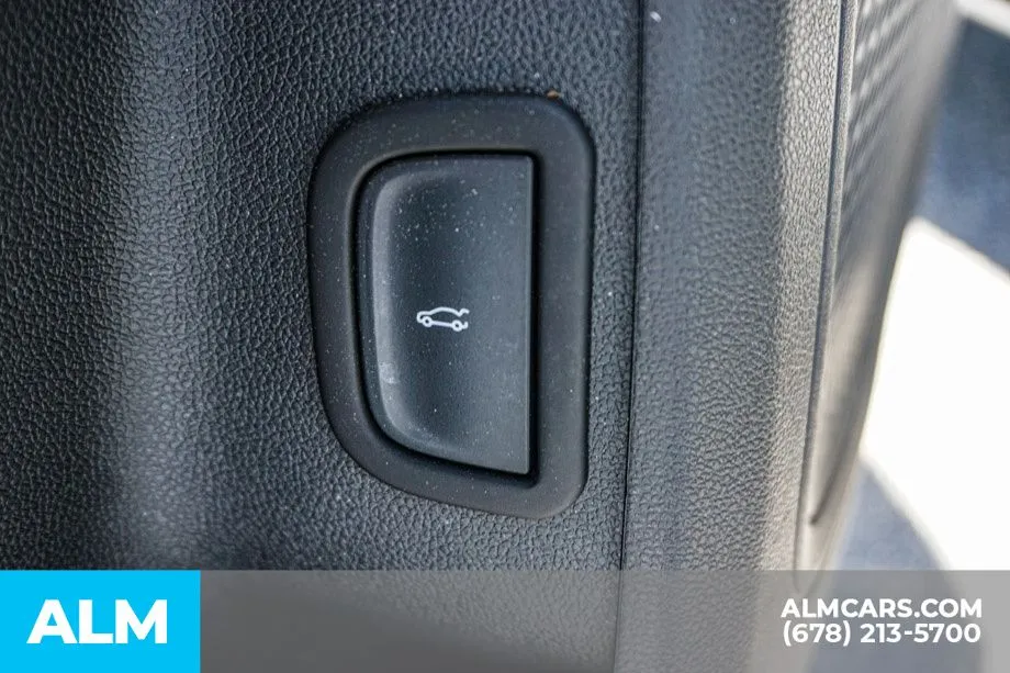 2025 Chevrolet Traverse LT - Photo 51