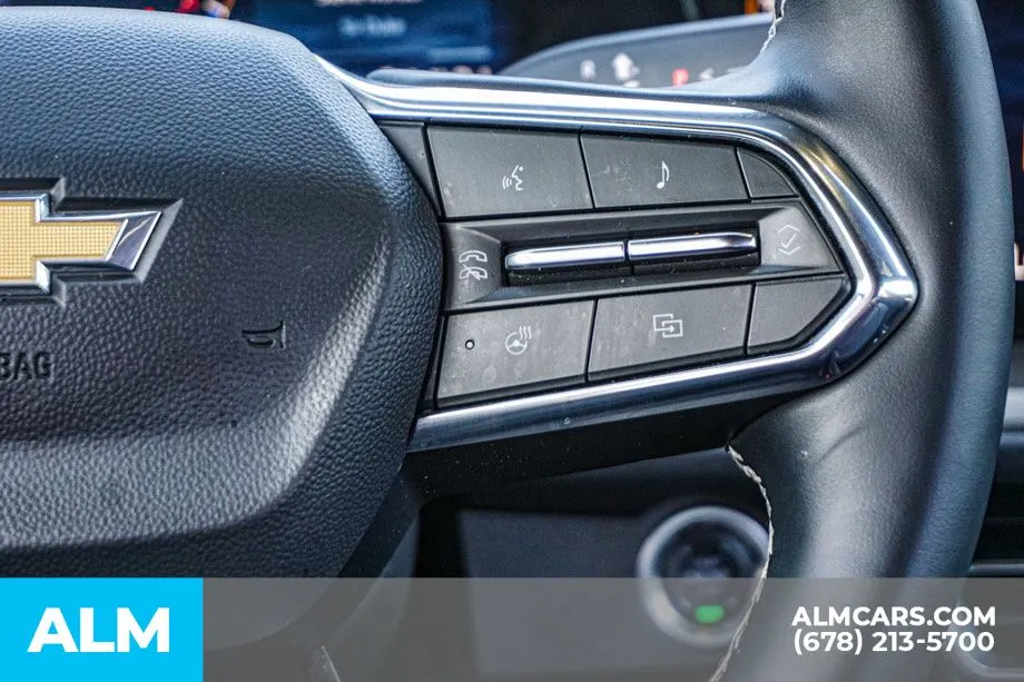 2025 Chevrolet Traverse LT - Photo 32