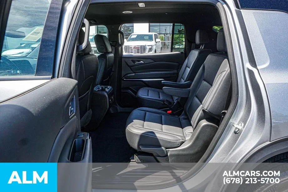 2025 Chevrolet Traverse LT - Photo 21