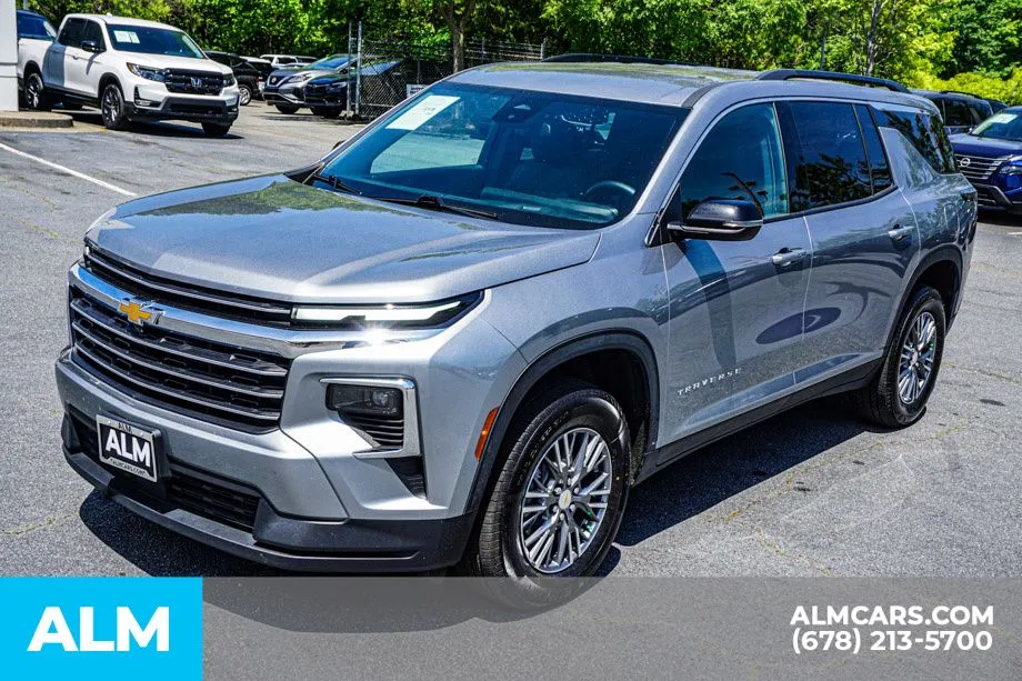 2025 Chevrolet Traverse LT - Photo 15