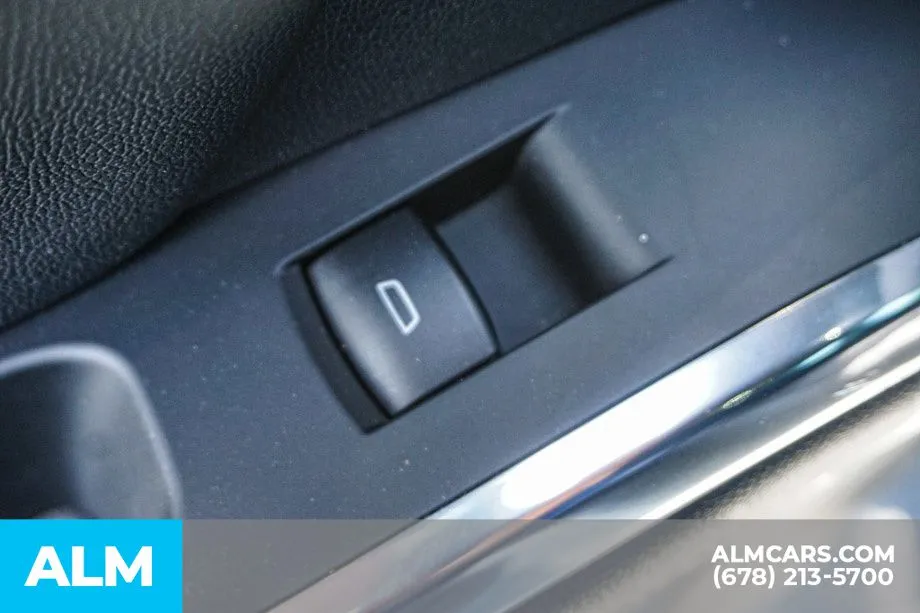 2025 Chevrolet Traverse LT - Photo 53