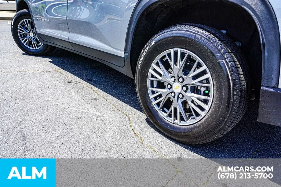 2025 Chevrolet Traverse LT - Photo 16