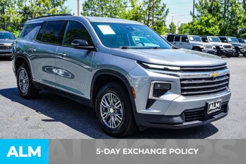 More photos of 2025 Chevrolet Traverse LT at ALM Kennesaw, GA