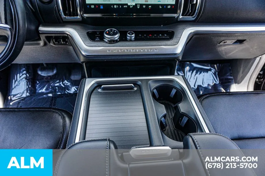 2025 Ford Expedition Platinum - Photo 44