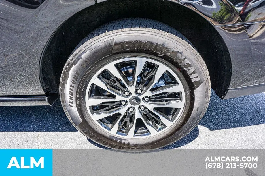 2025 Ford Expedition Platinum - Photo 17
