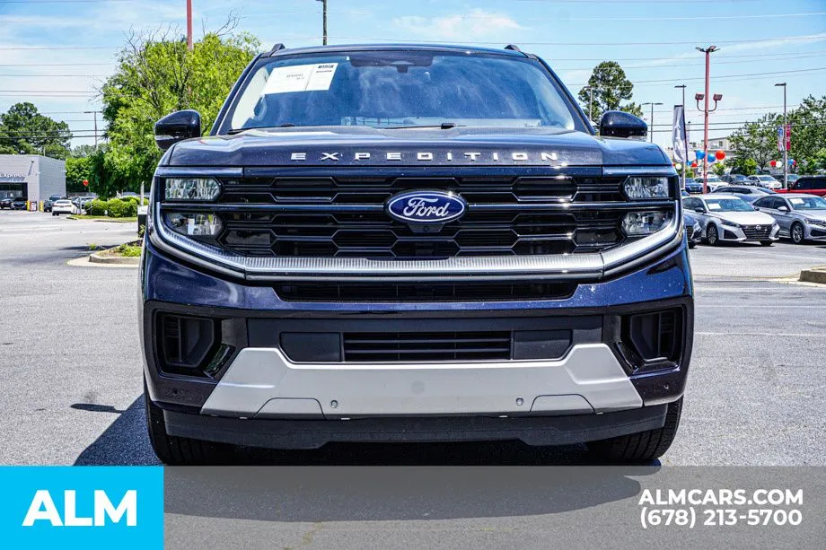2025 Ford Expedition Platinum - Photo 10