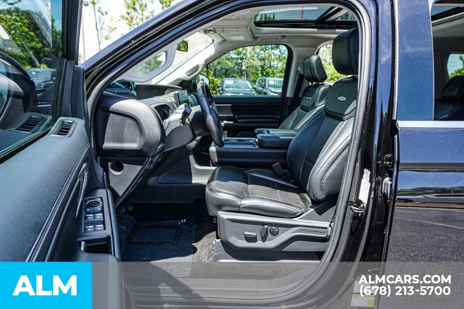 2025 Ford Expedition Platinum - Photo 19