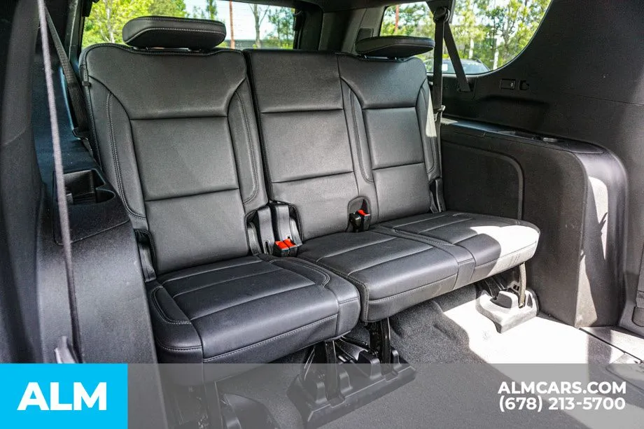 2025 Chevrolet Suburban Z71 - Photo 23