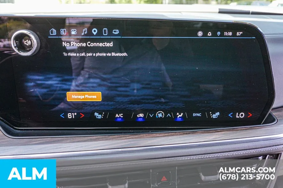 2025 Chevrolet Suburban Z71 - Photo 39