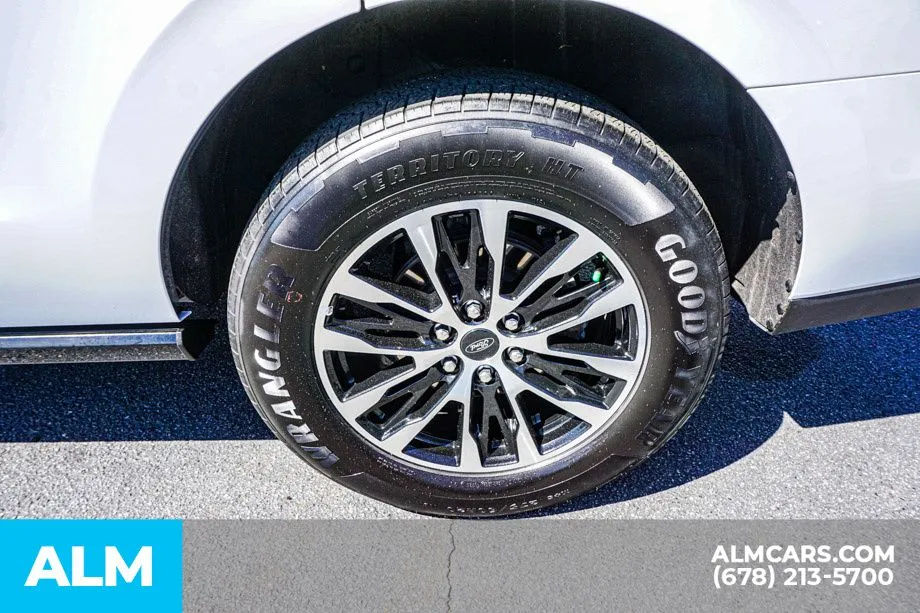2025 Ford Expedition Platinum - Photo 16