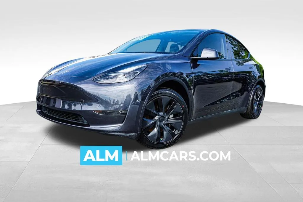 2025 Tesla Model Y Long Range Dual Motor All-Wheel Drive's photo