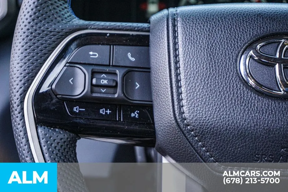 2026 Toyota Sequoia Platinum - Photo 31