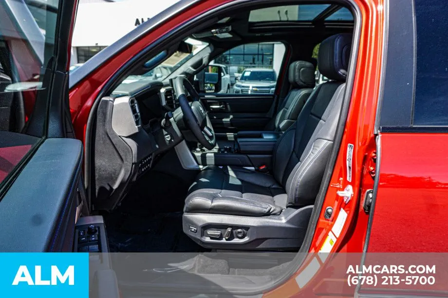 2026 Toyota Sequoia Platinum - Photo 19