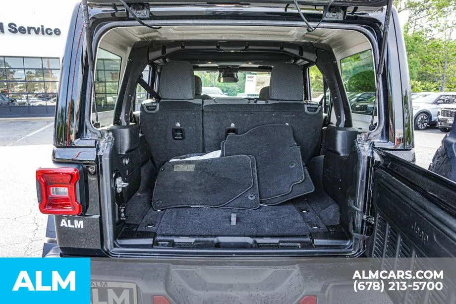2025 Jeep Wrangler 4-Door Rubicon - Photo 23