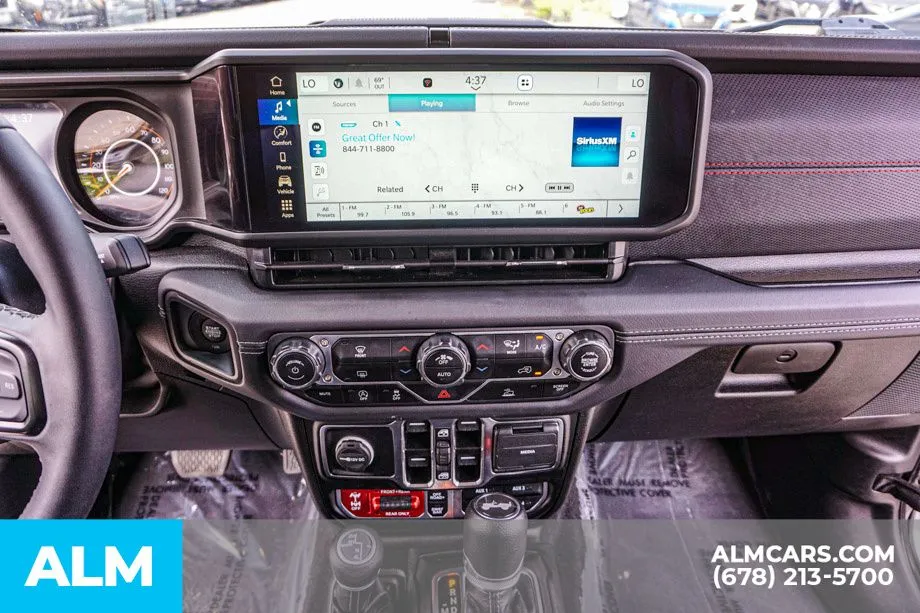2025 Jeep Wrangler 4-Door Rubicon - Photo 41
