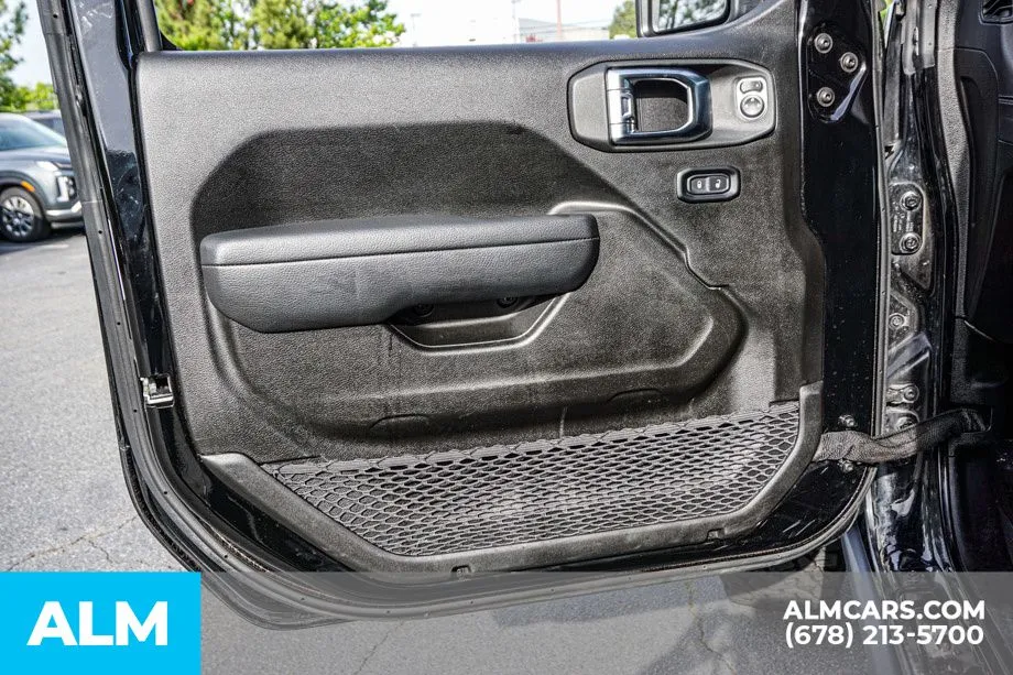 2025 Jeep Wrangler 4-Door Rubicon - Photo 49