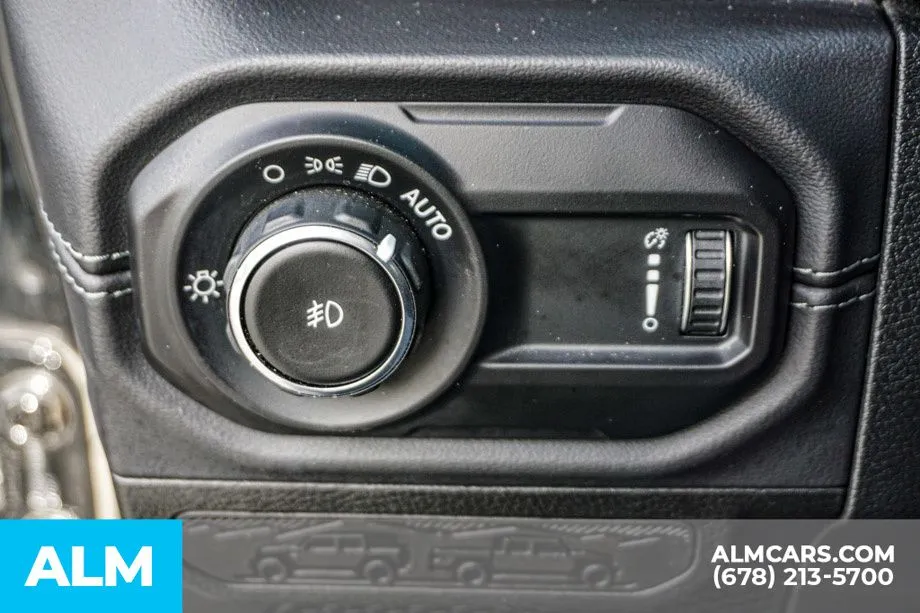 2025 Jeep Wrangler 4-Door Rubicon - Photo 47