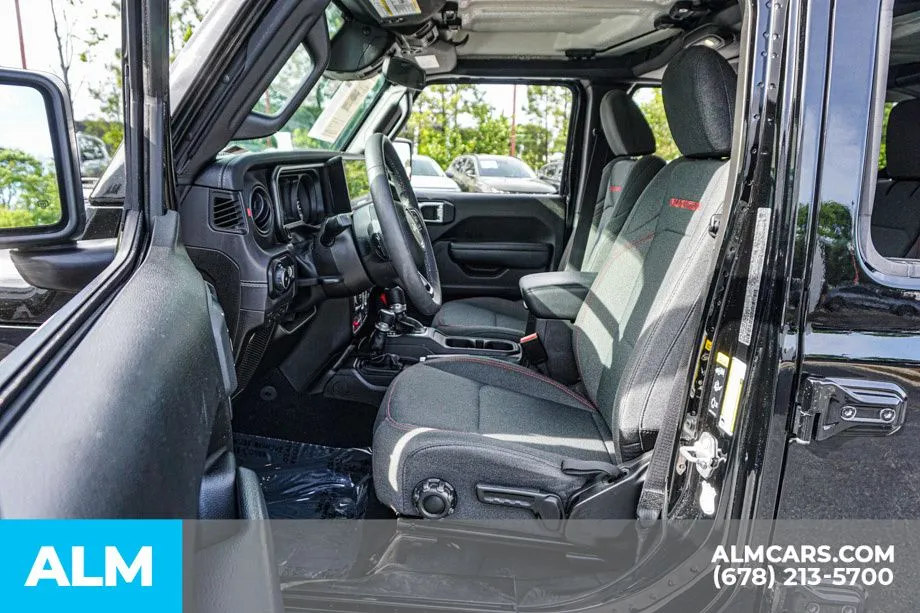2025 Jeep Wrangler 4-Door Rubicon - Photo 19