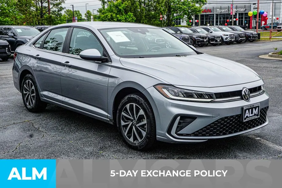 2025 Volkswagen Jetta S - Photo 4