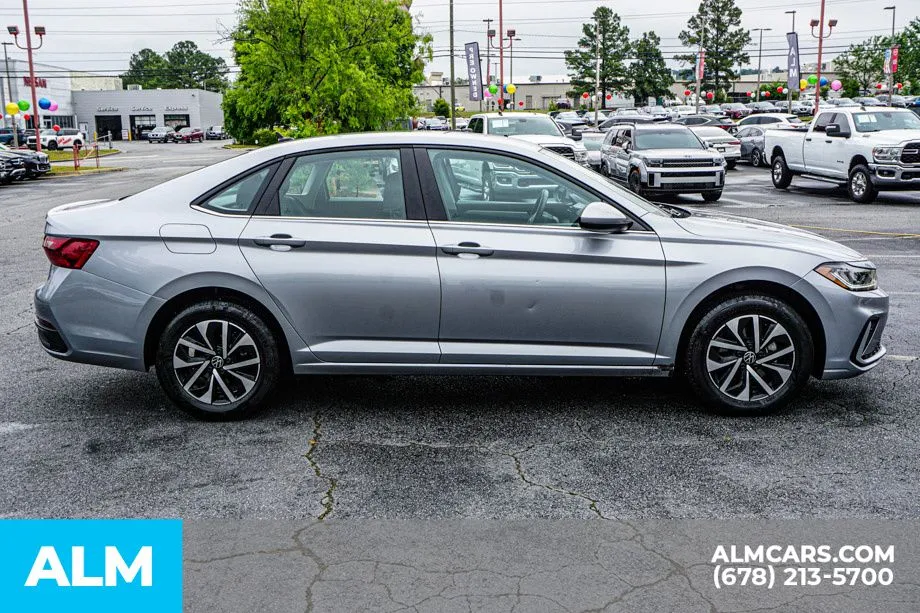 2025 Volkswagen Jetta S - Photo 9