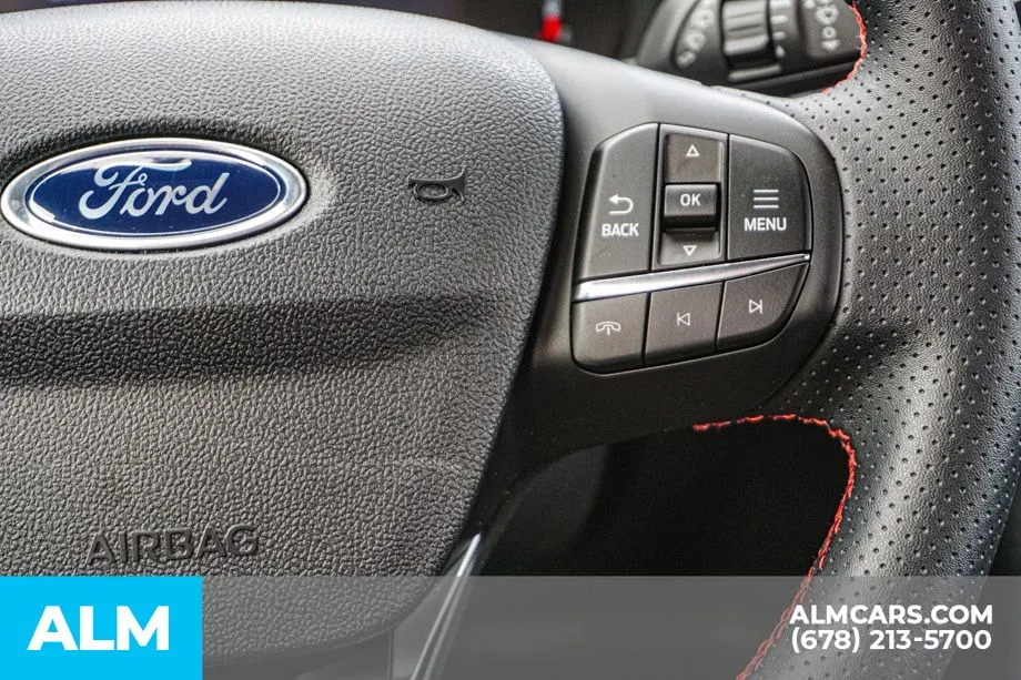 2026 Ford Escape ST-Line - Photo 30