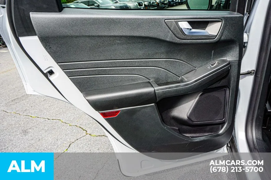 2026 Ford Escape ST-Line - Photo 52