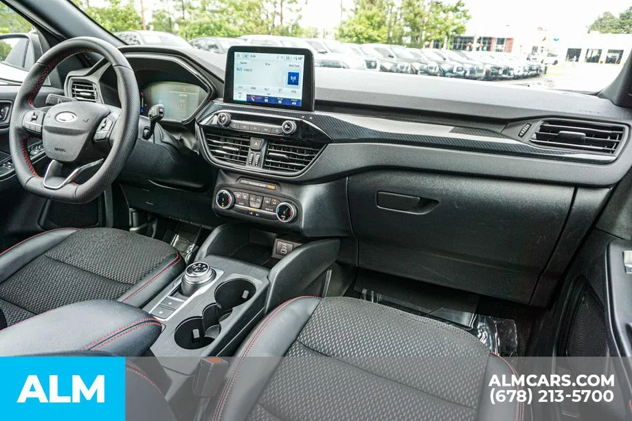 2026 Ford Escape ST-Line - Photo 24