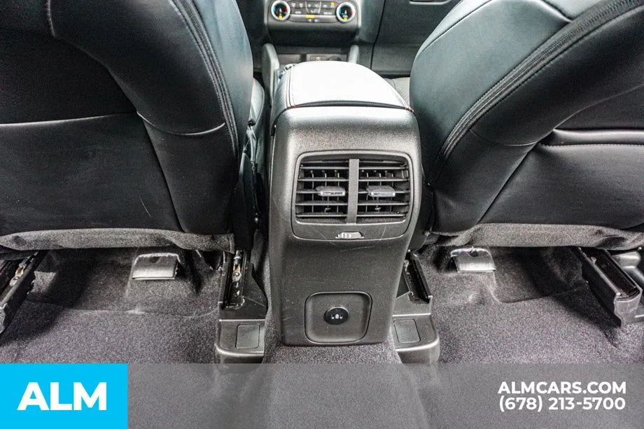 2026 Ford Escape ST-Line - Photo 31