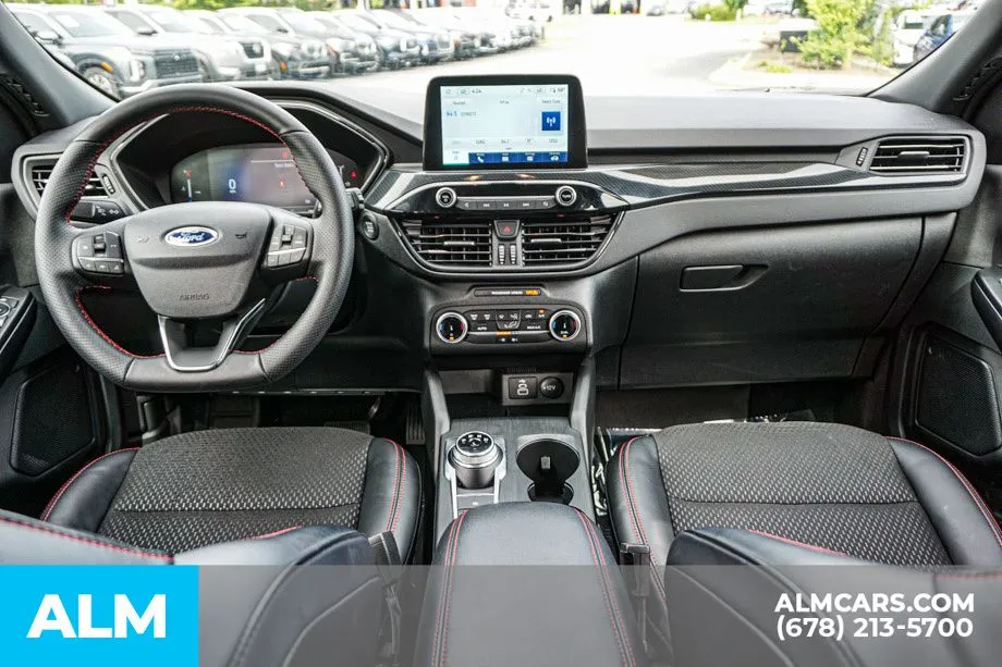 2026 Ford Escape ST-Line - Photo 25