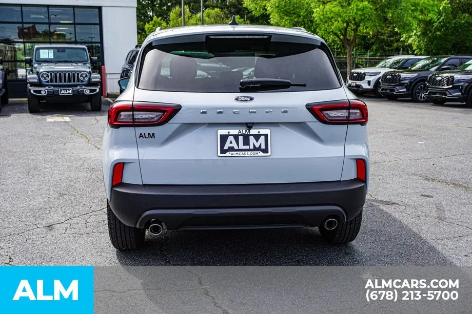 2026 Ford Escape ST-Line - Photo 11