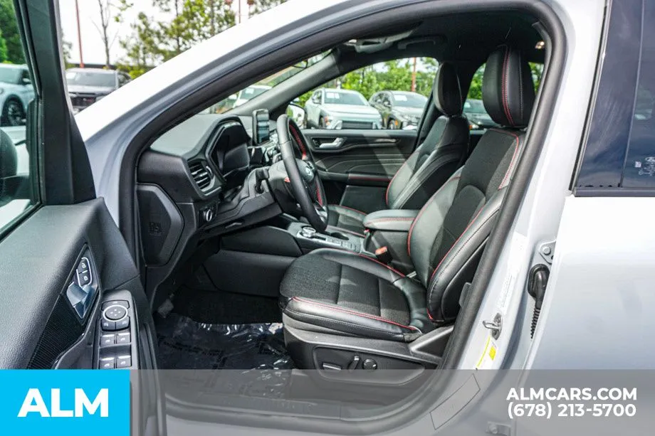 2026 Ford Escape ST-Line - Photo 19