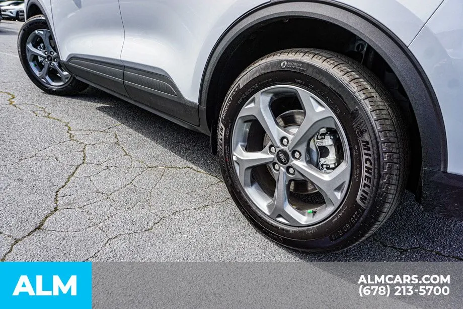 2026 Ford Escape ST-Line - Photo 16