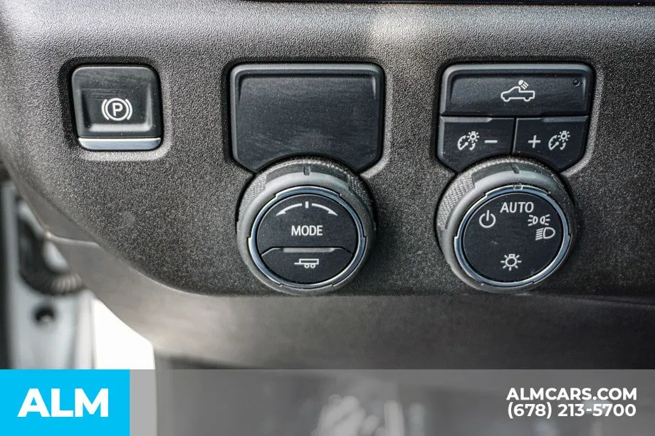 2025 Chevrolet Silverado 1500 LT - Photo 45