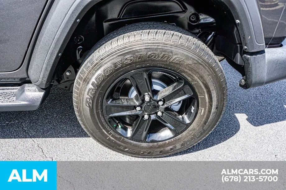 2023 Jeep Wrangler 4-Door Altitude - Photo 17
