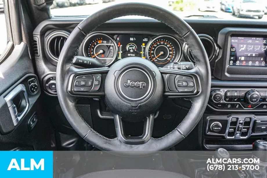 2023 Jeep Wrangler 4-Door Altitude - Photo 28