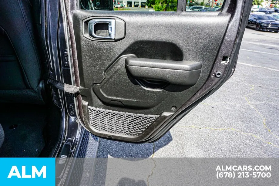 2023 Jeep Wrangler 4-Door Altitude - Photo 52