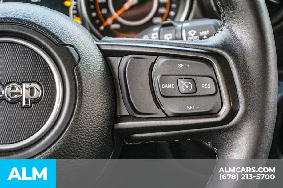 2023 Jeep Wrangler 4-Door Altitude - Photo 30