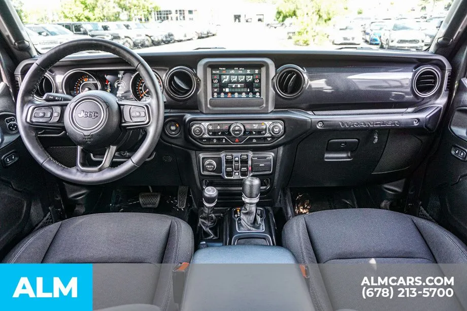 2023 Jeep Wrangler 4-Door Altitude - Photo 25