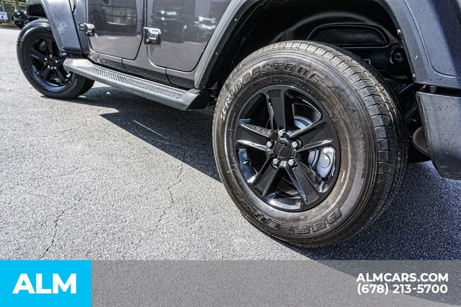 2023 Jeep Wrangler 4-Door Altitude - Photo 16