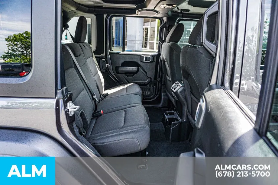 2023 Jeep Wrangler 4-Door Altitude - Photo 22